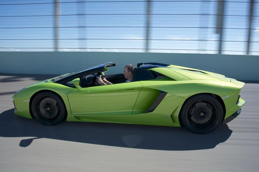  Lamborghini Aventador LP700-4 Roadster 2013 года  (фото 57 из 68)